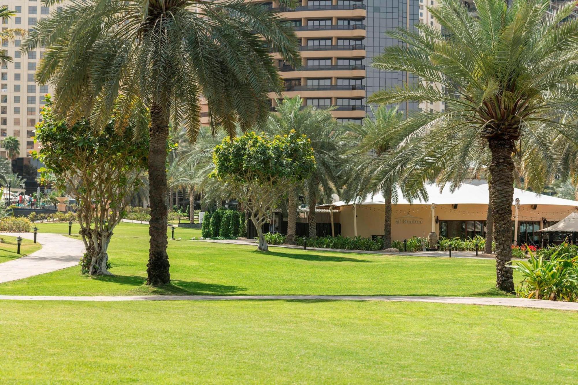 Resort Le Royal Meridien &